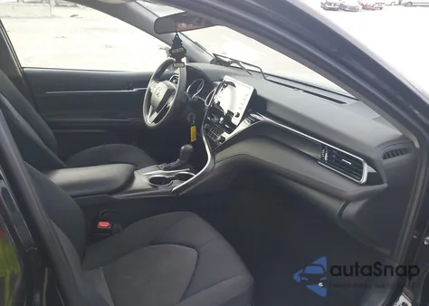 2021 Toyota Camry Le из США, поврежденный, VIN 4T1C11AK2MU524812